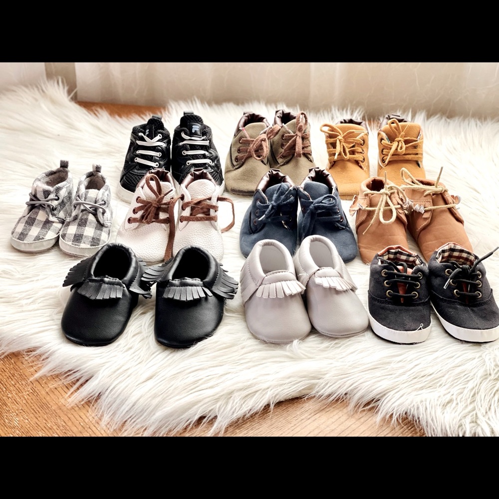 ‼️‼️SOLD‼️‼️Baby shoe lot of 10 pairs!